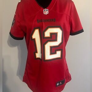 NFL Tampa Bay Buccaneers Tom Brady Red and Black Boxy Graphic Jersey